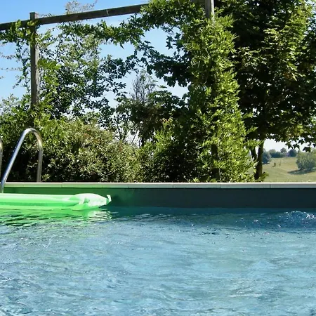 Chateau De Cartou Bed & Breakfast 3*