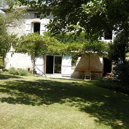 Chateau De Cartou 3*