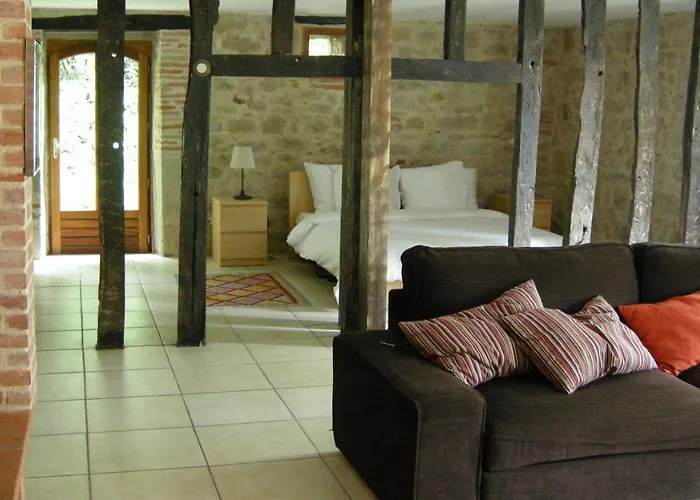 Nocleg ze śniadaniem Chateau De Cartou 3*