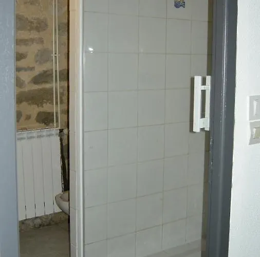 Nocleg ze śniadaniem Chateau De Cartou 3*